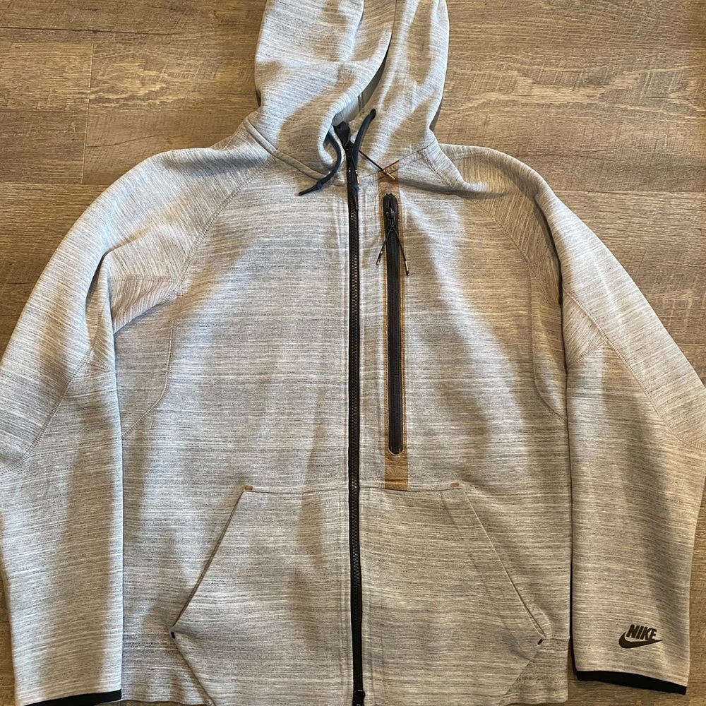 Nike Men’s Drawstring Hoodie